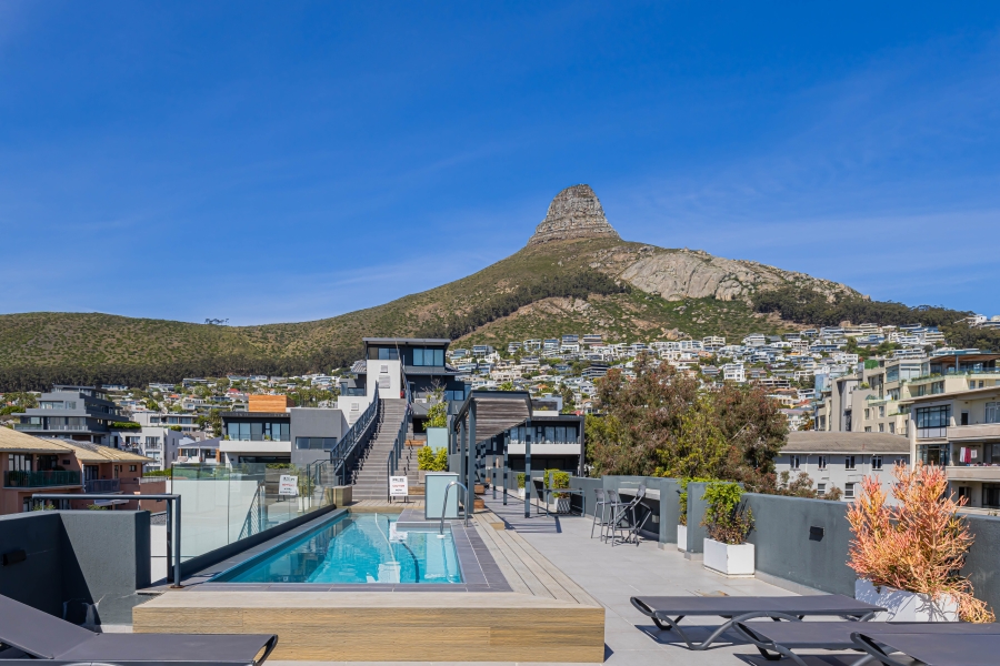 1 Bedroom Property for Sale in Sea Point Western Cape